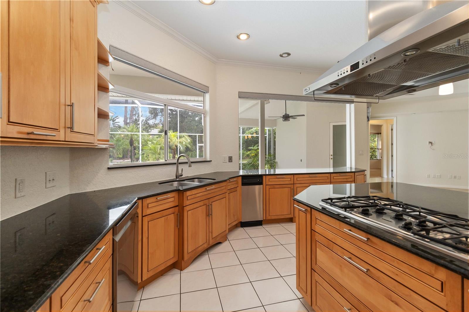 TOREY PINES - Residential Lease