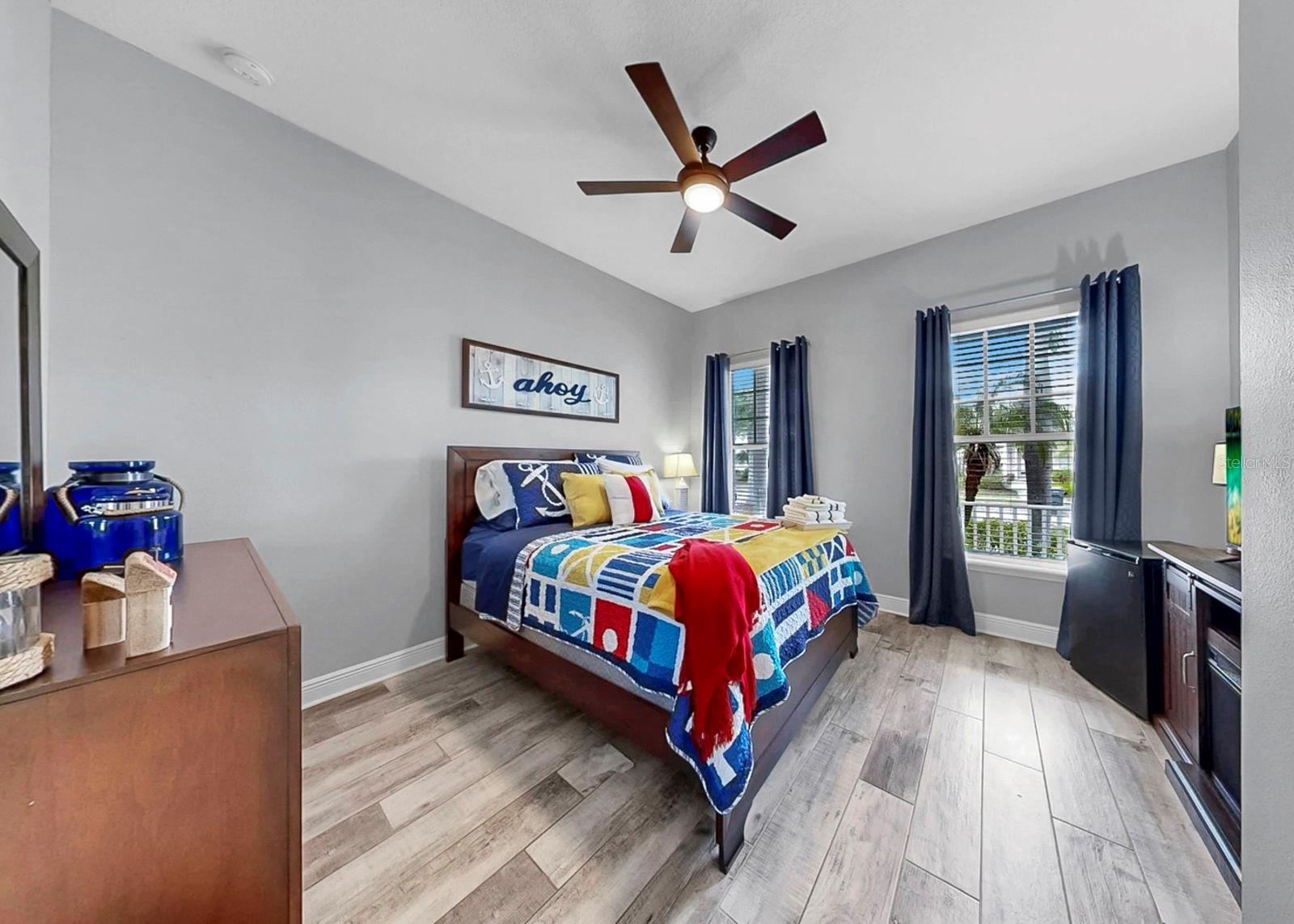 MIRABAY PH 3B-2 - Residential