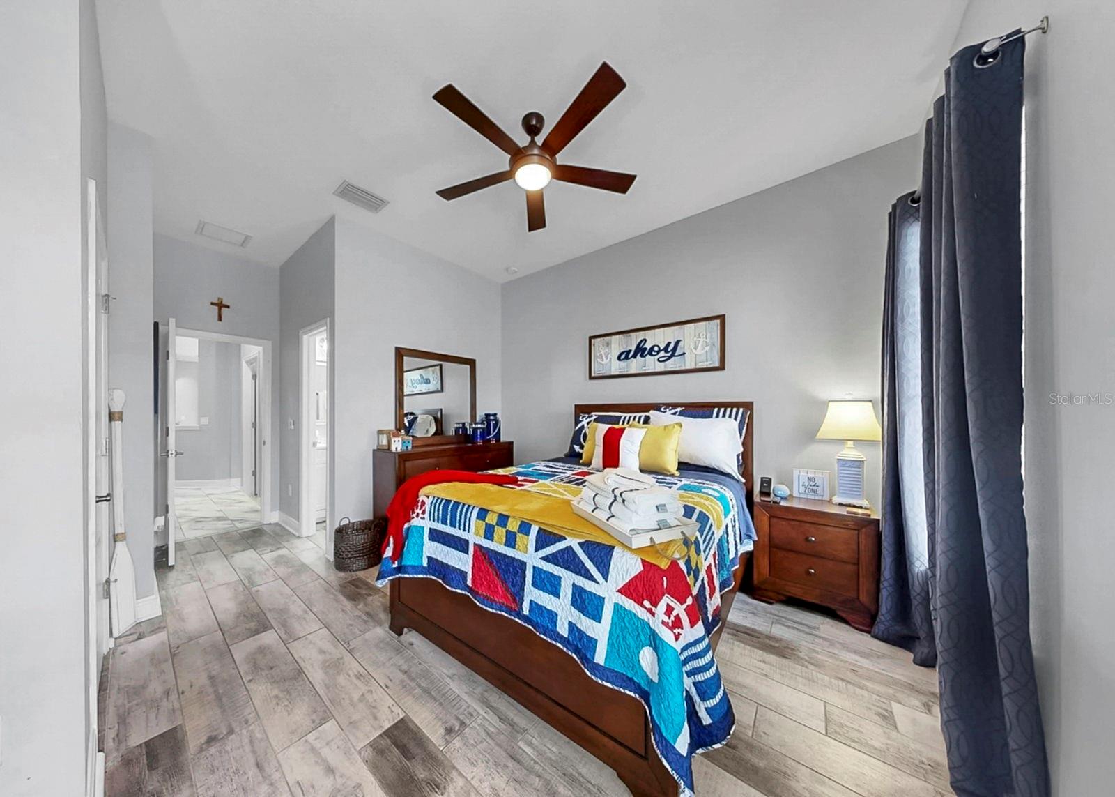 MIRABAY PH 3B-2 - Residential