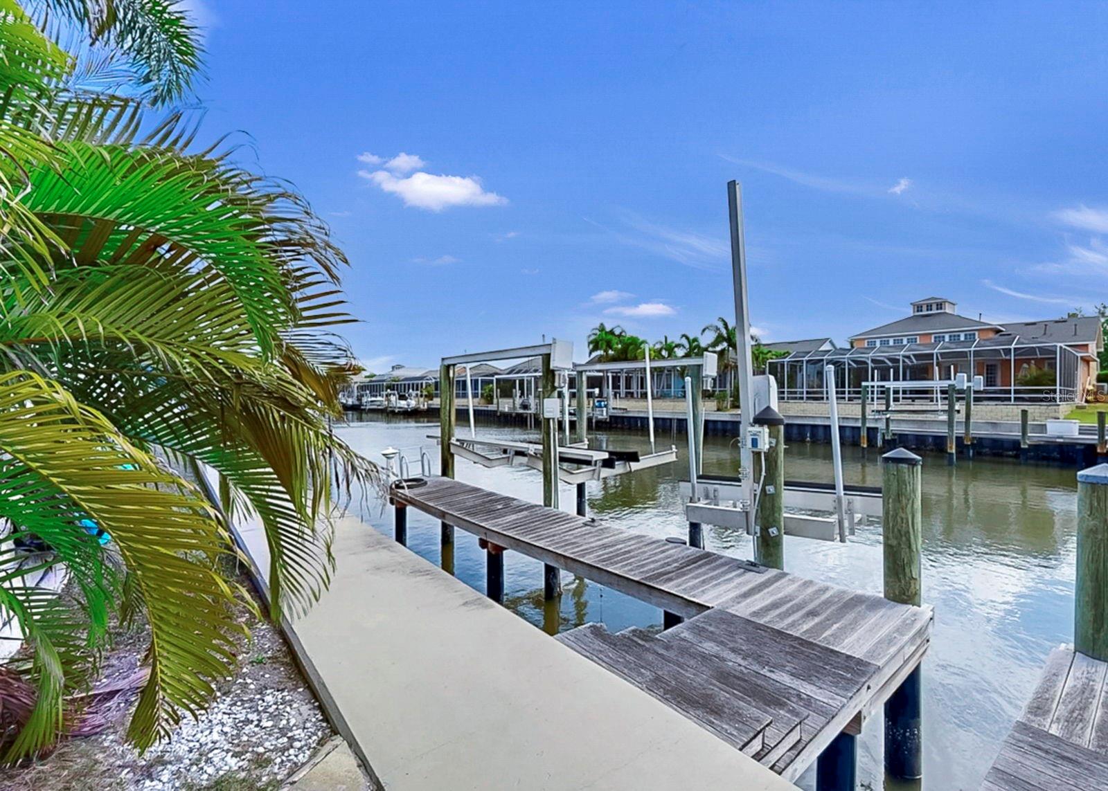 MIRABAY PH 3B-2 - Residential