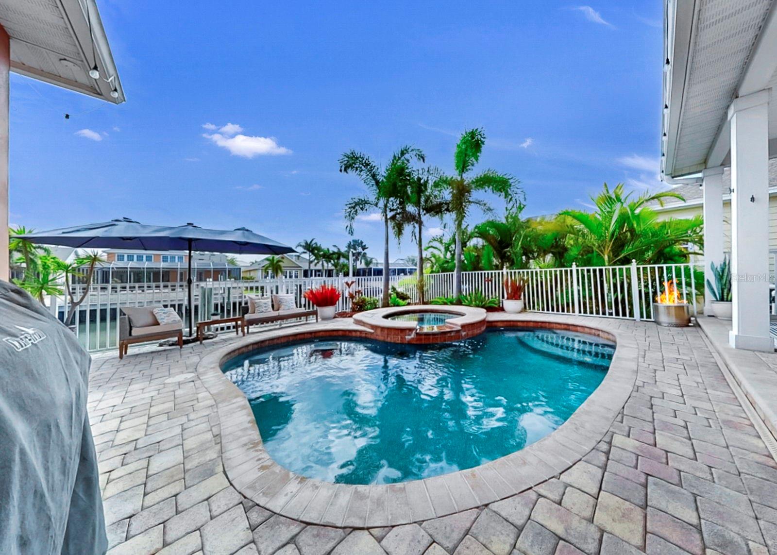 MIRABAY PH 3B-2 - Residential