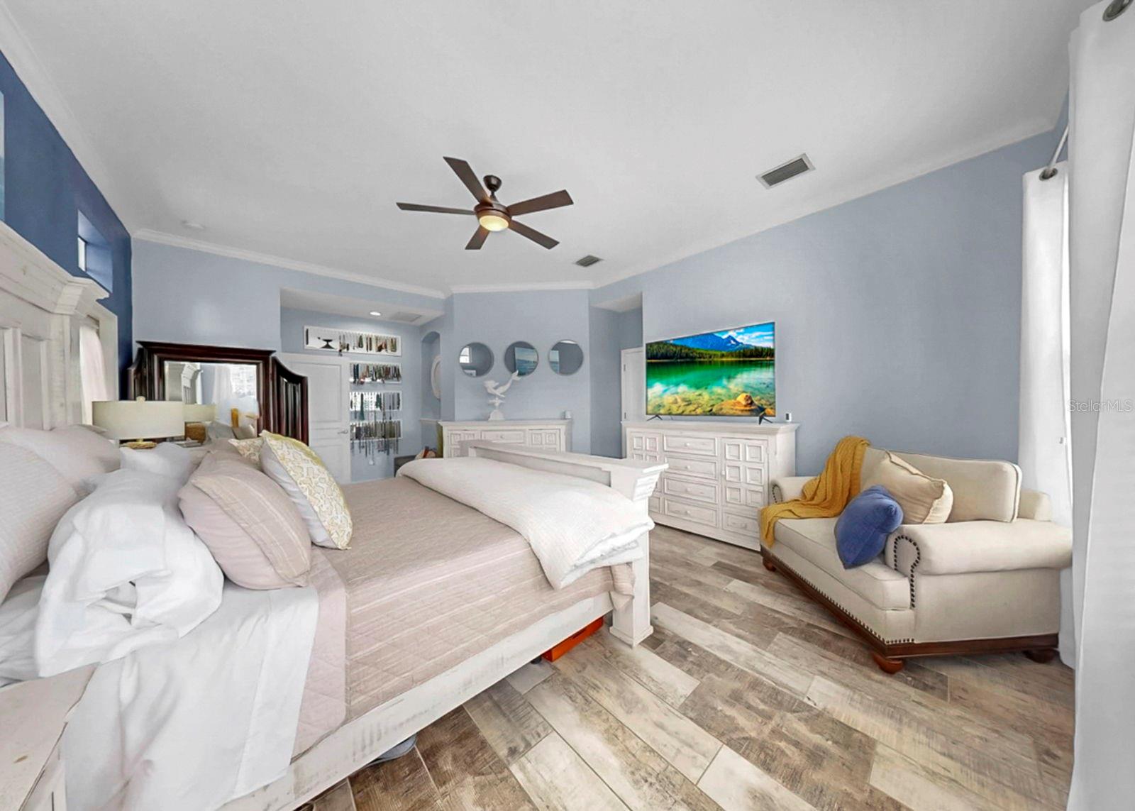 MIRABAY PH 3B-2 - Residential