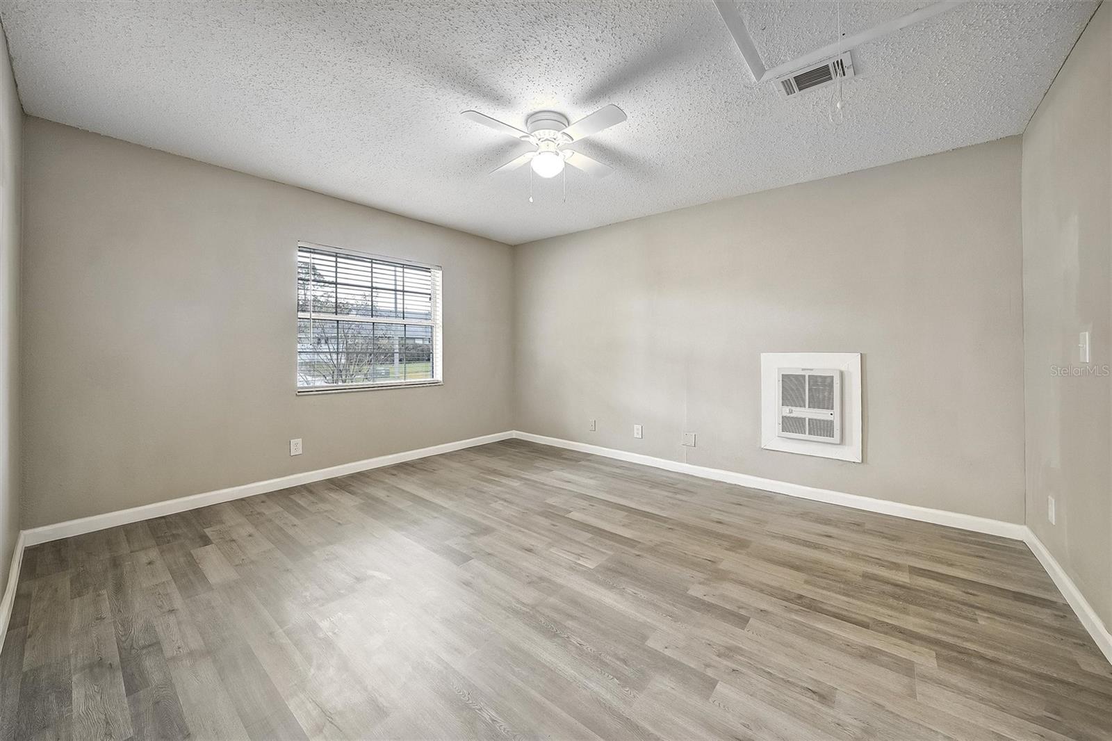 COUNTRY VILLAGE UNIT 2 - Residential