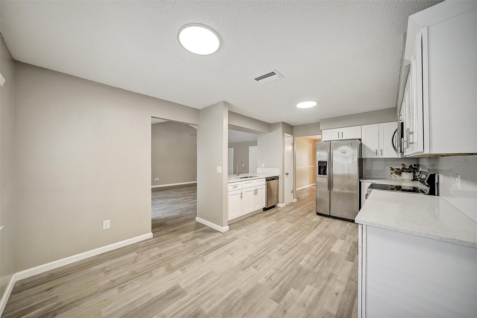 COUNTRY VILLAGE UNIT 2 - Residential