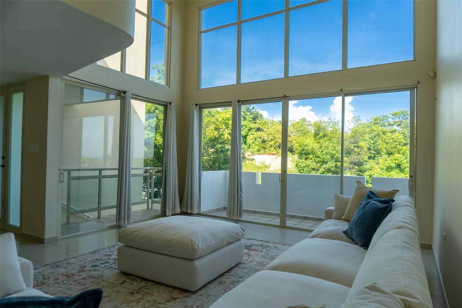 SHELL CASTLE CLUB - Residential