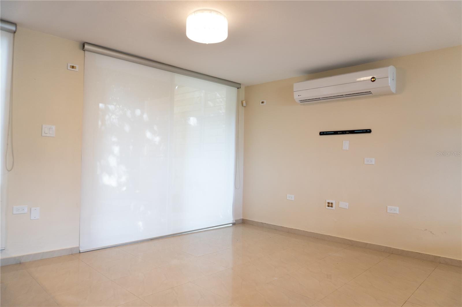 SHELL CASTLE CLUB - Residential