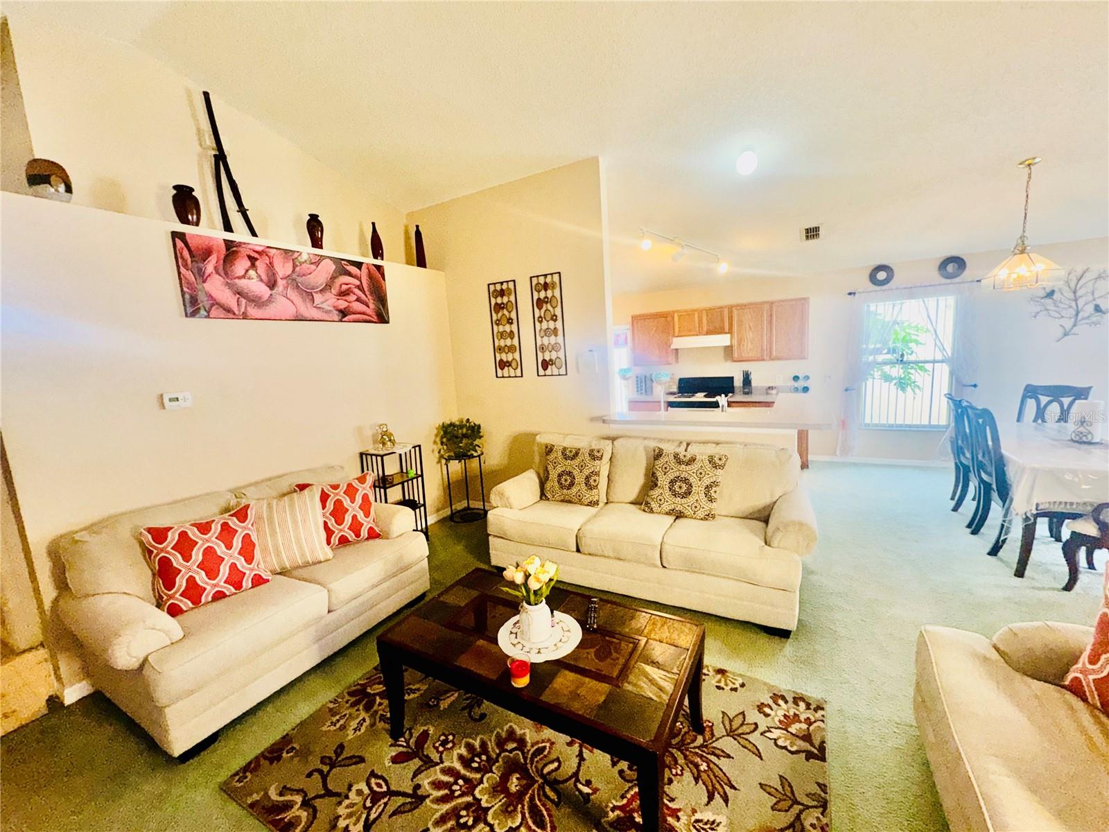 ROYAL RIDGE PH TWO-A - Residential