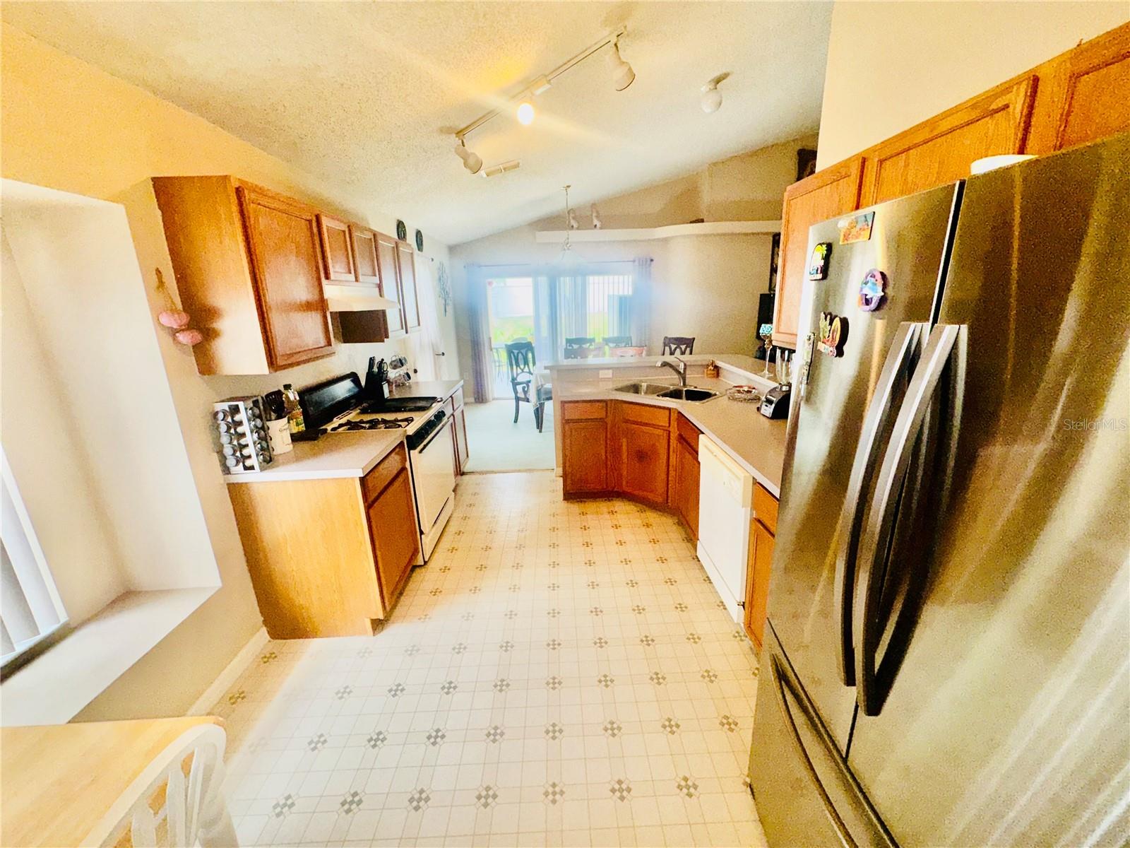 ROYAL RIDGE PH TWO-A - Residential