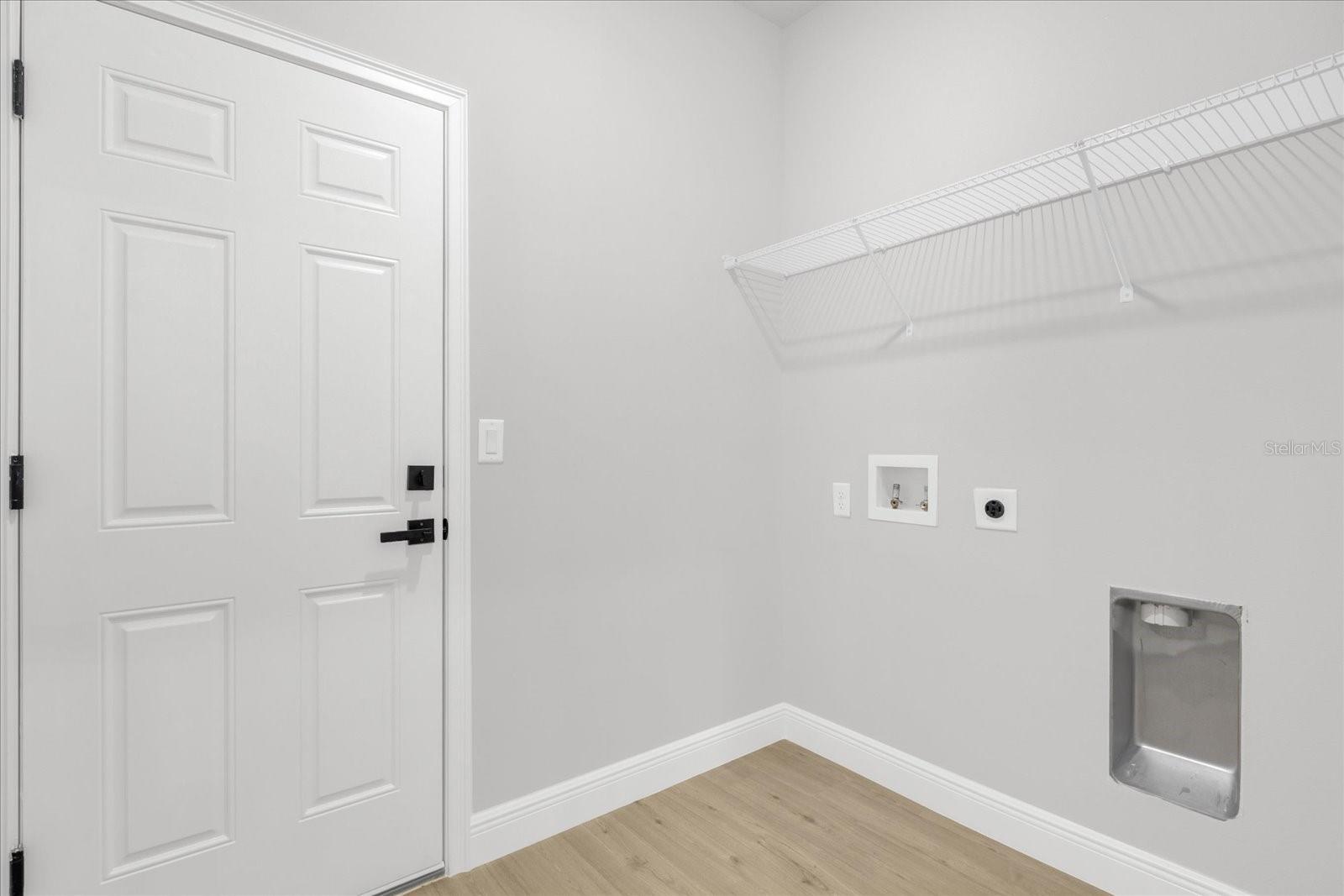 MARION OAKS UN 01 - Residential Lease