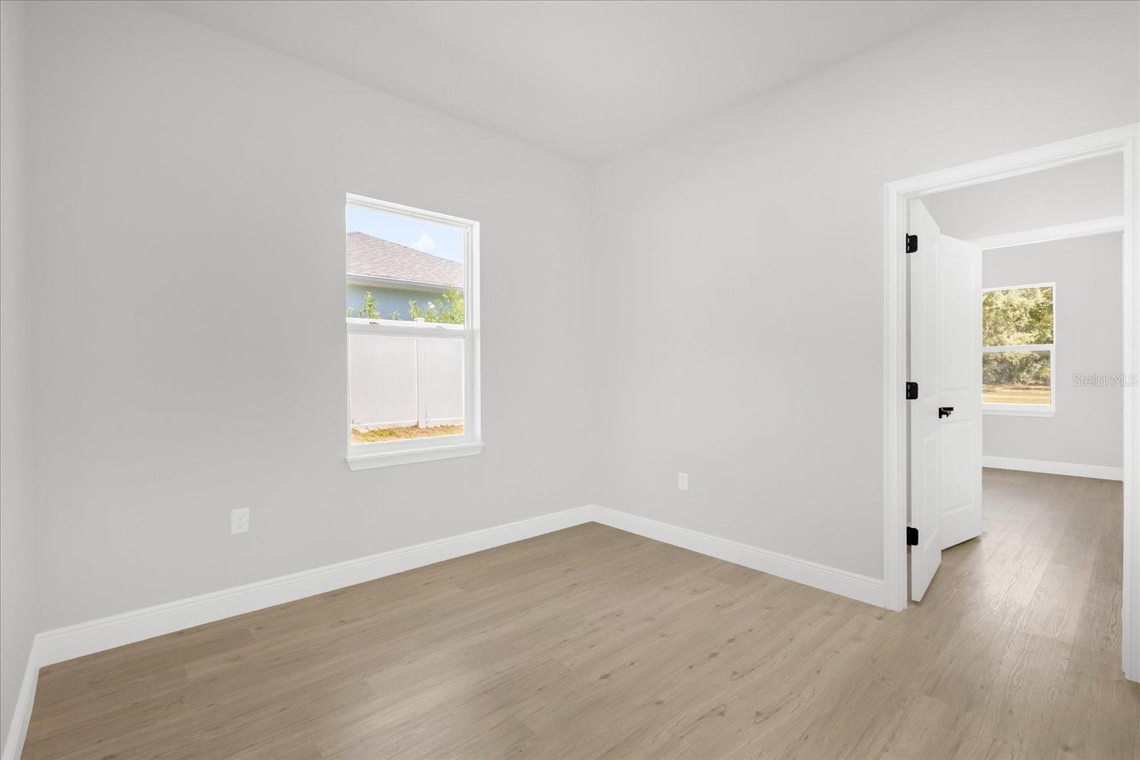 MARION OAKS UN 01 - Residential Lease