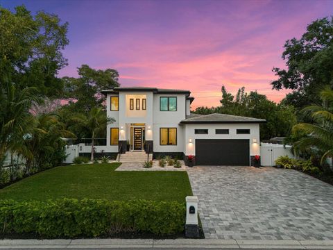 577 VENICE LANE SARASOTA FL 34242