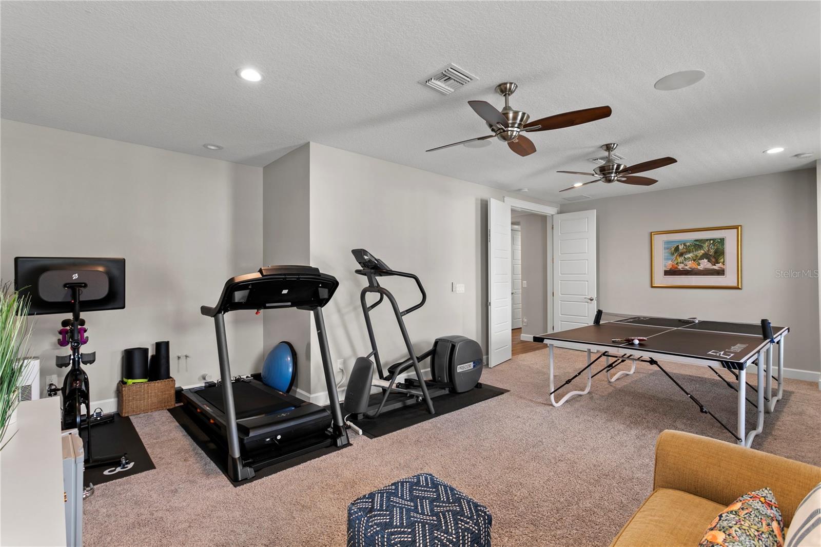 WEST SHORE CREST - Residential