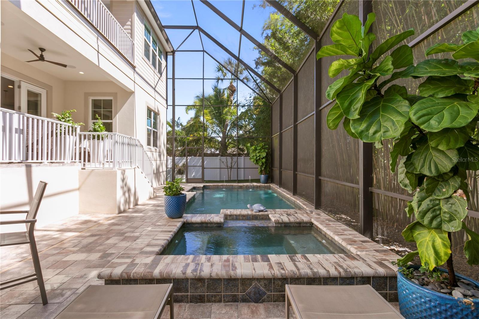 WEST SHORE CREST - Residential