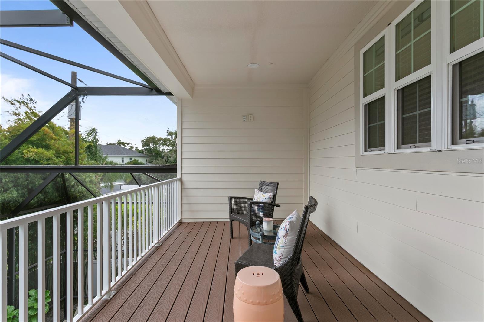 WEST SHORE CREST - Residential