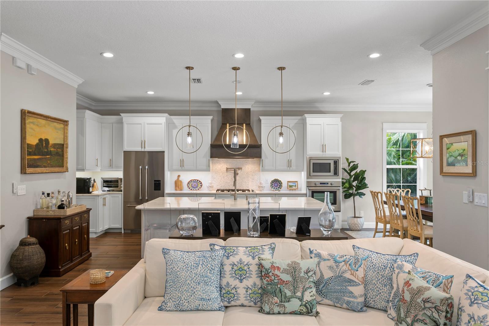 WEST SHORE CREST - Residential