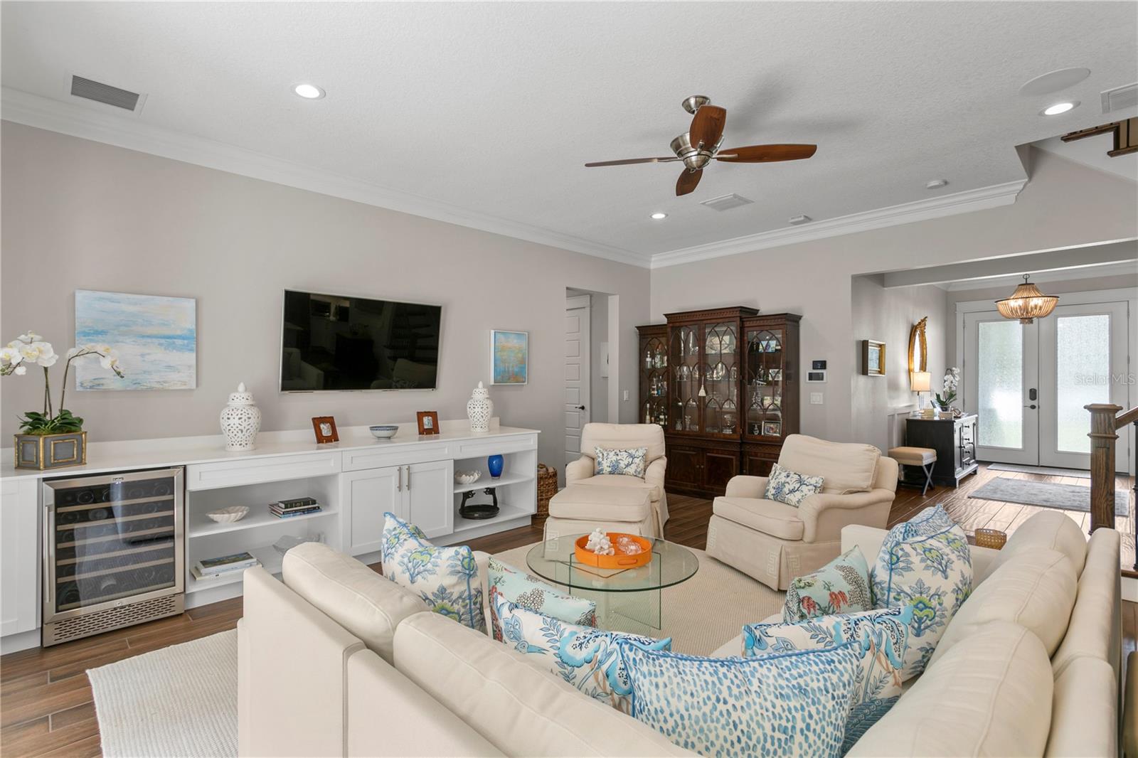 WEST SHORE CREST - Residential