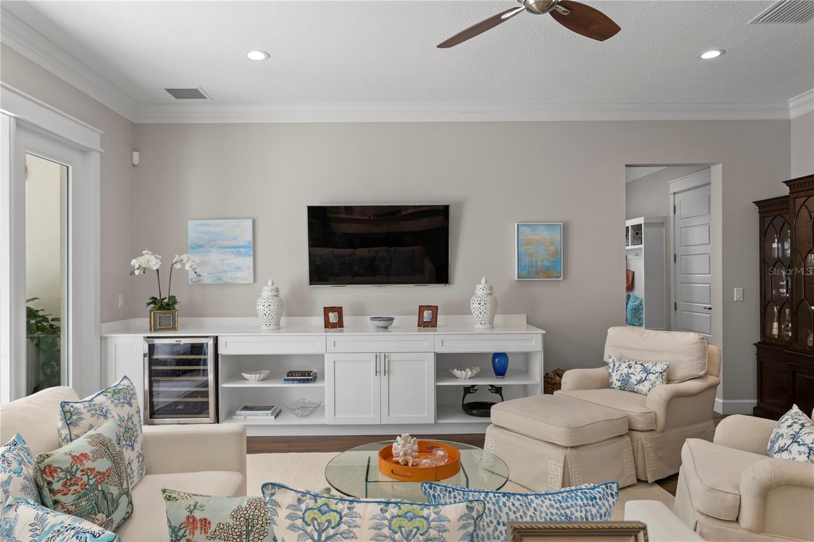 WEST SHORE CREST - Residential