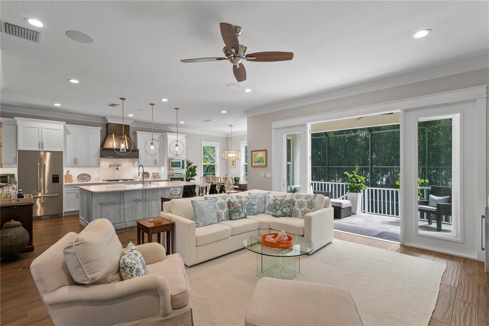 WEST SHORE CREST - Residential