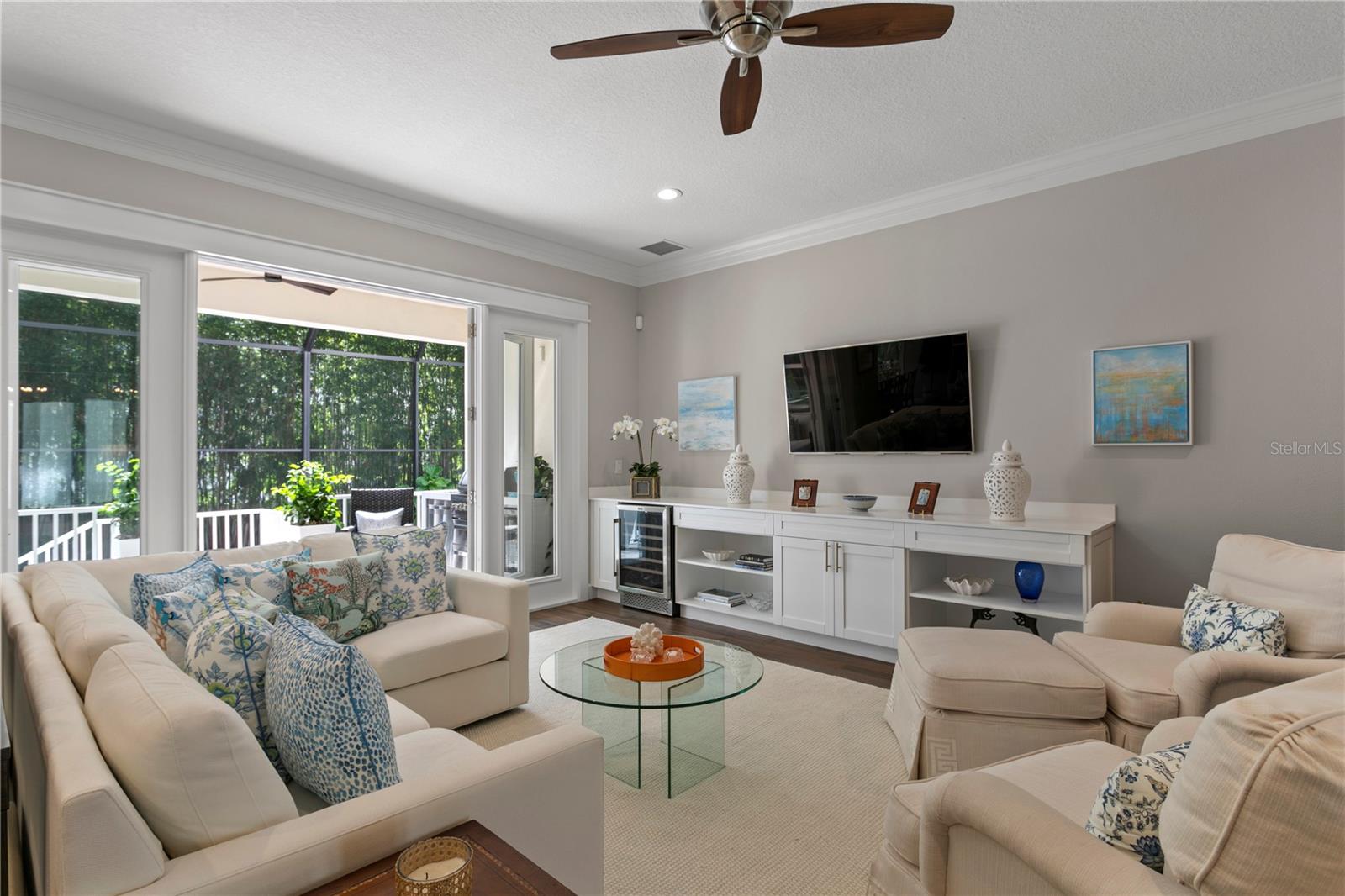 WEST SHORE CREST - Residential