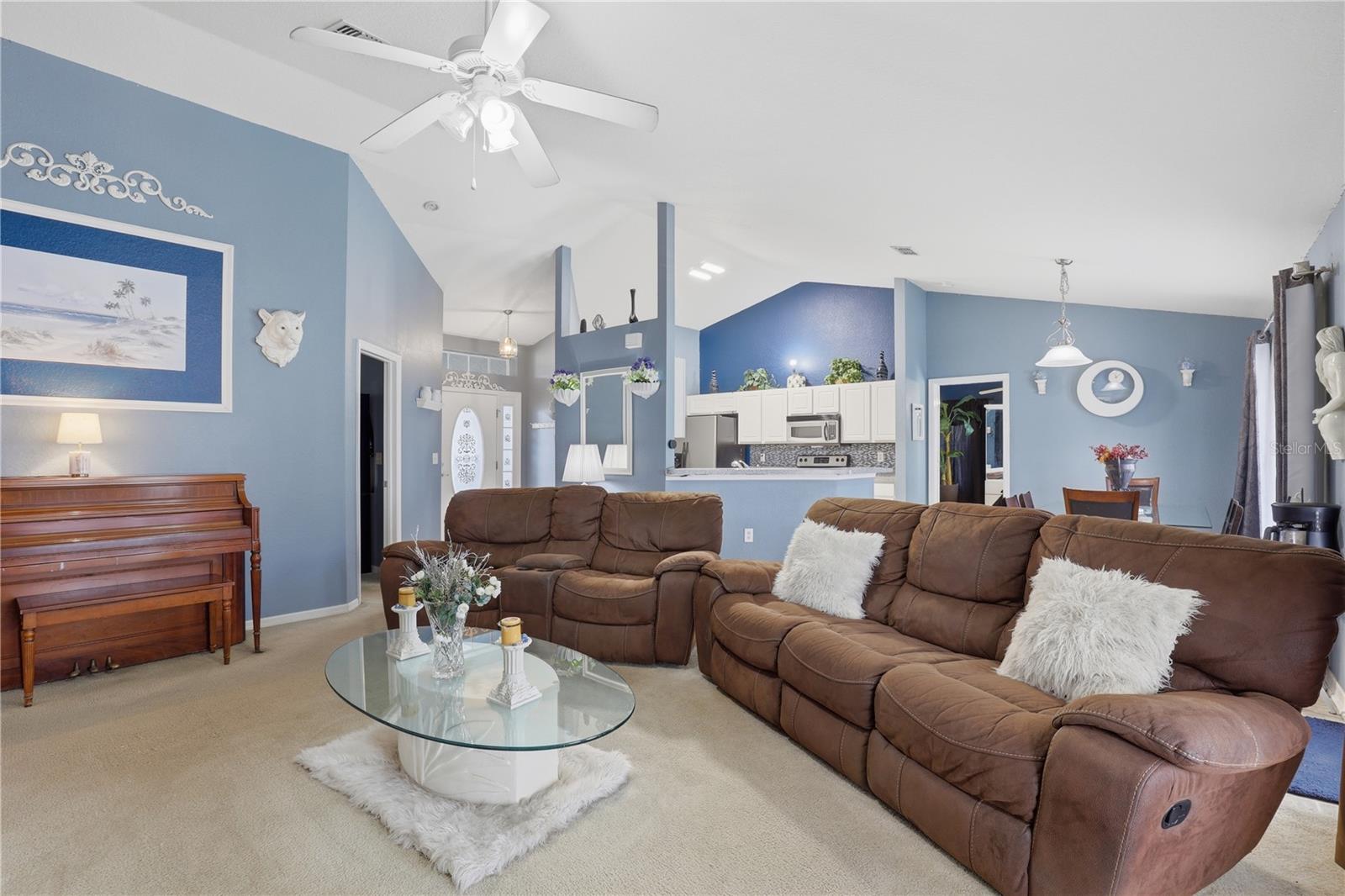 SPRING HILL - Residential