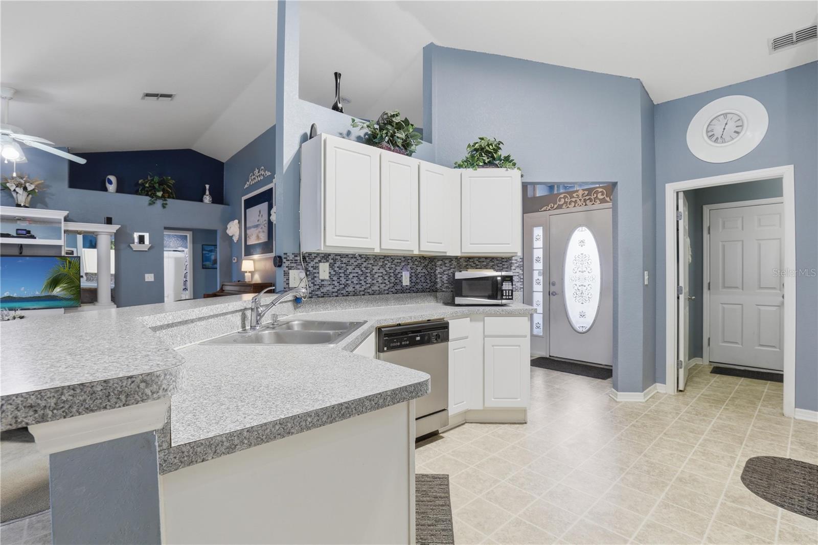 SPRING HILL - Residential