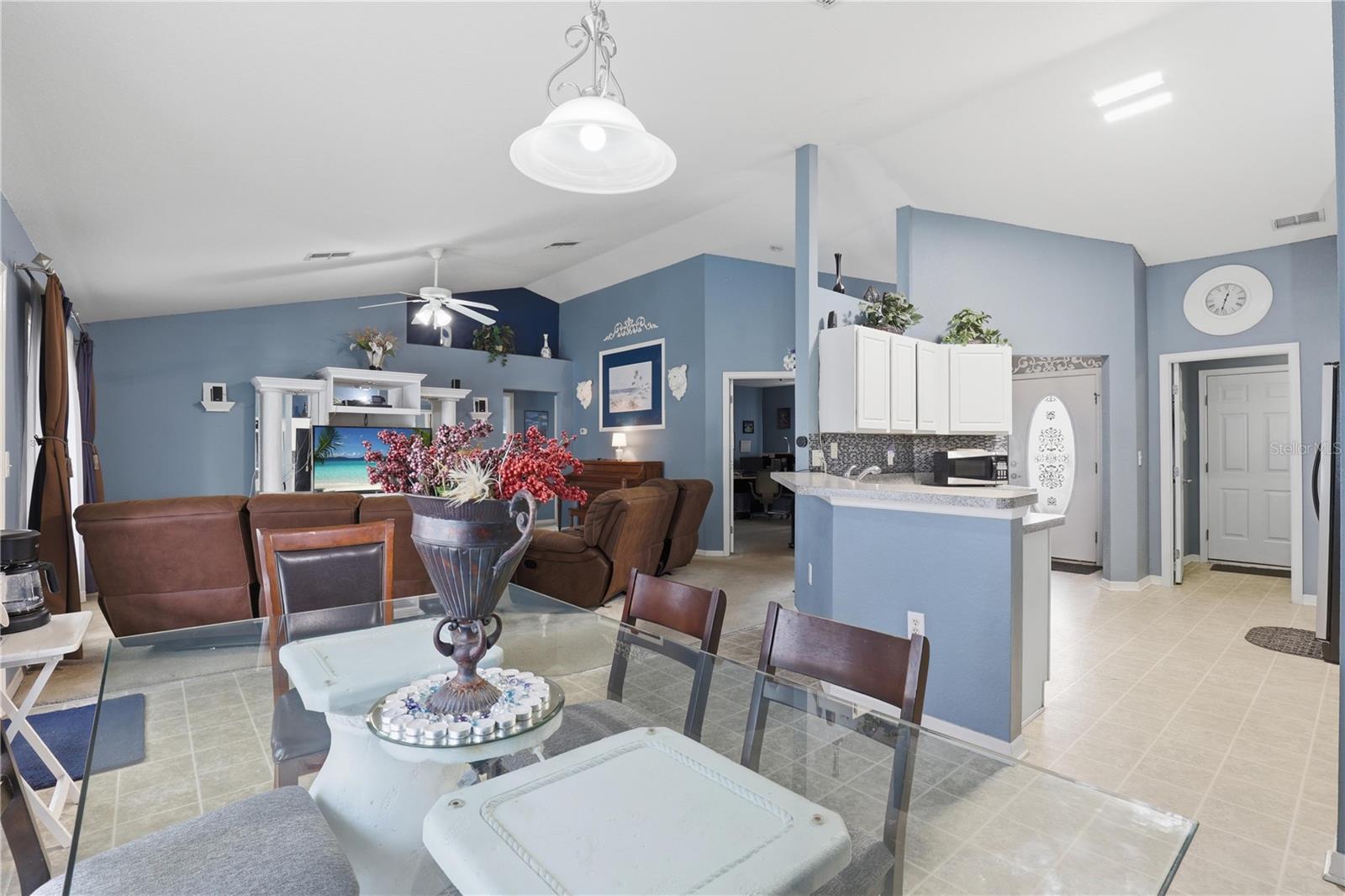 SPRING HILL - Residential