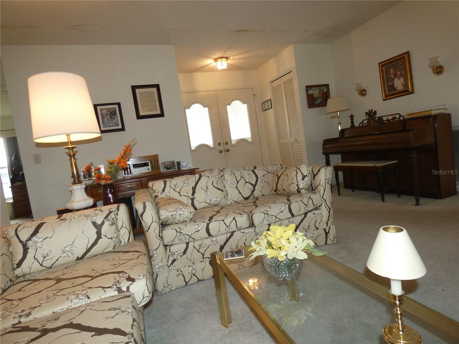 LINKSIDE VILLAGE CONDO 01 - Residential