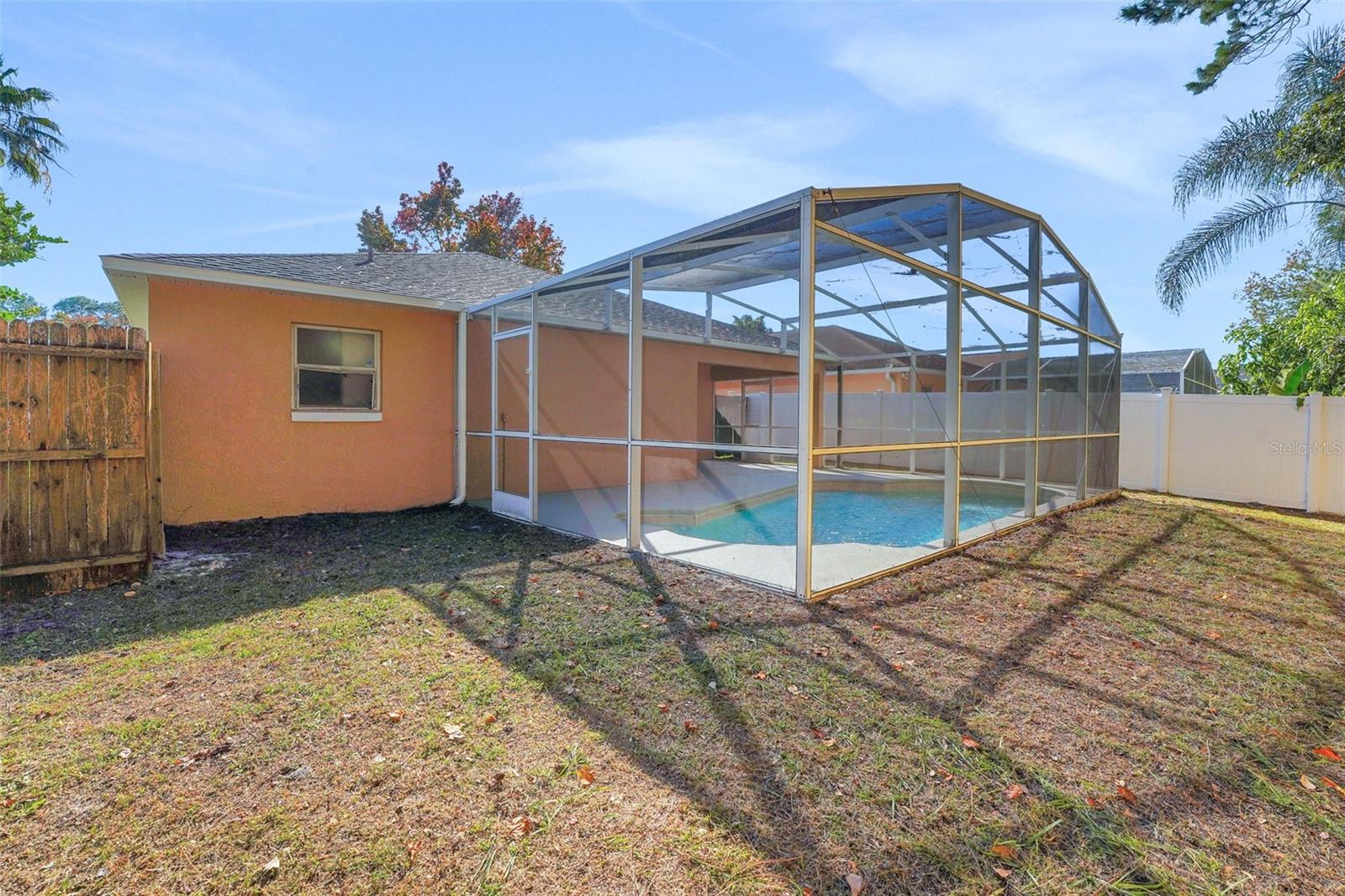 WINDWARD CAY UNIT 2 - Residential