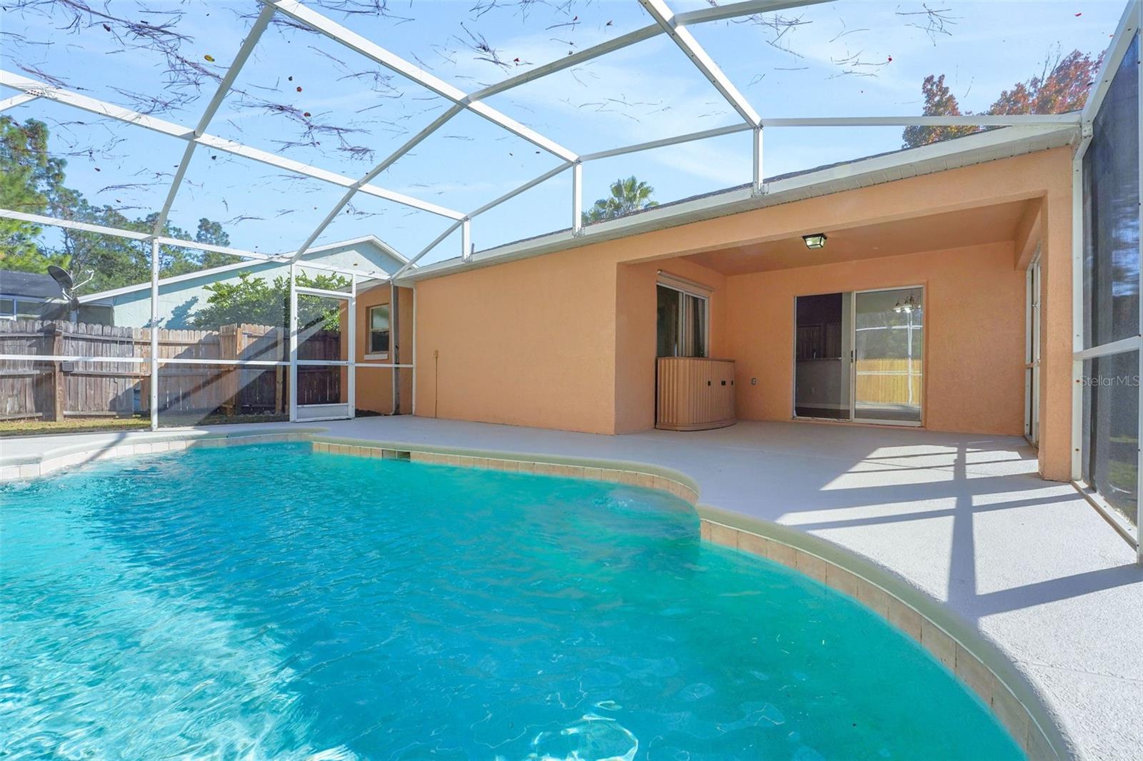 WINDWARD CAY UNIT 2 - Residential