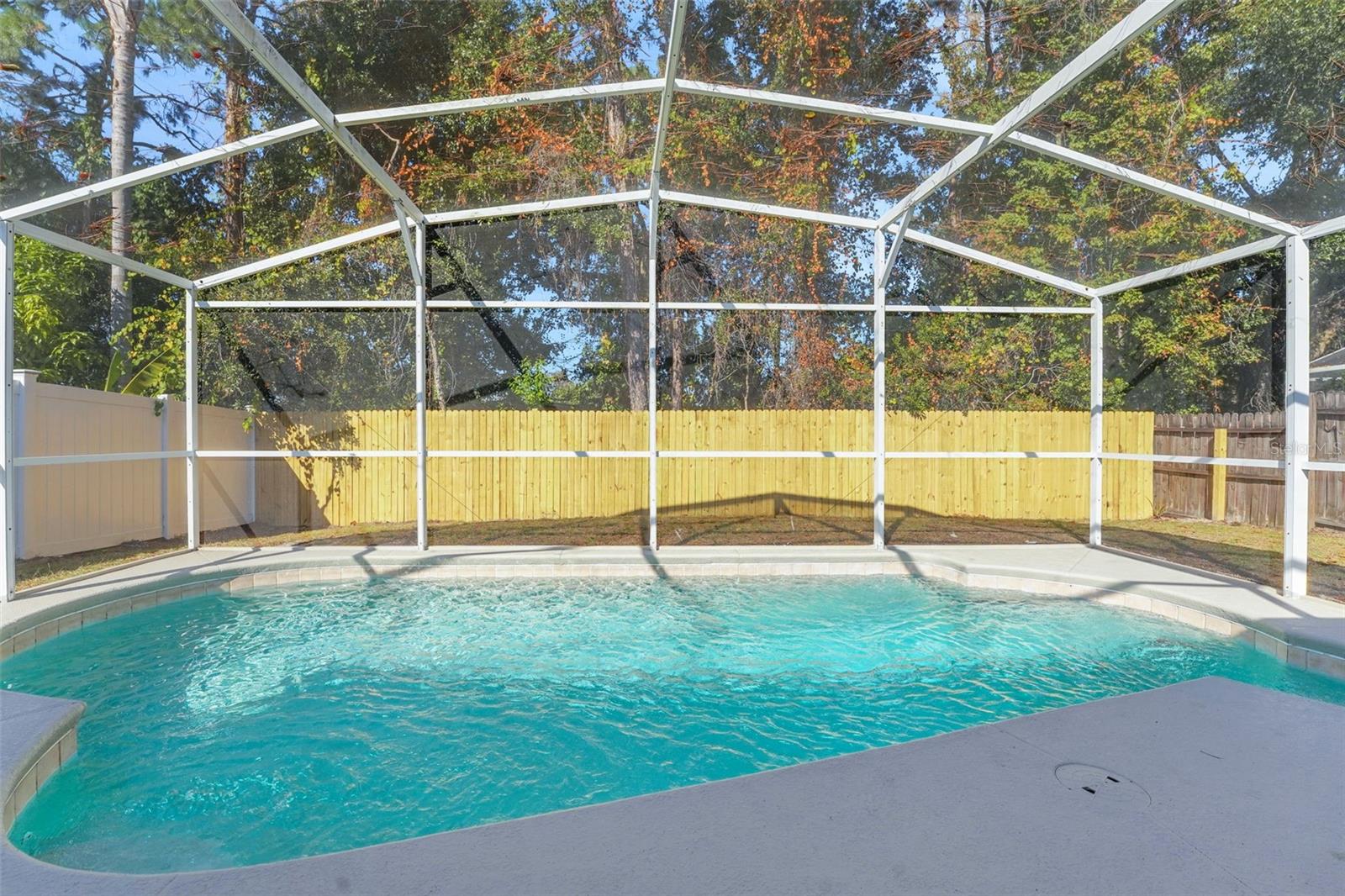 WINDWARD CAY UNIT 2 - Residential