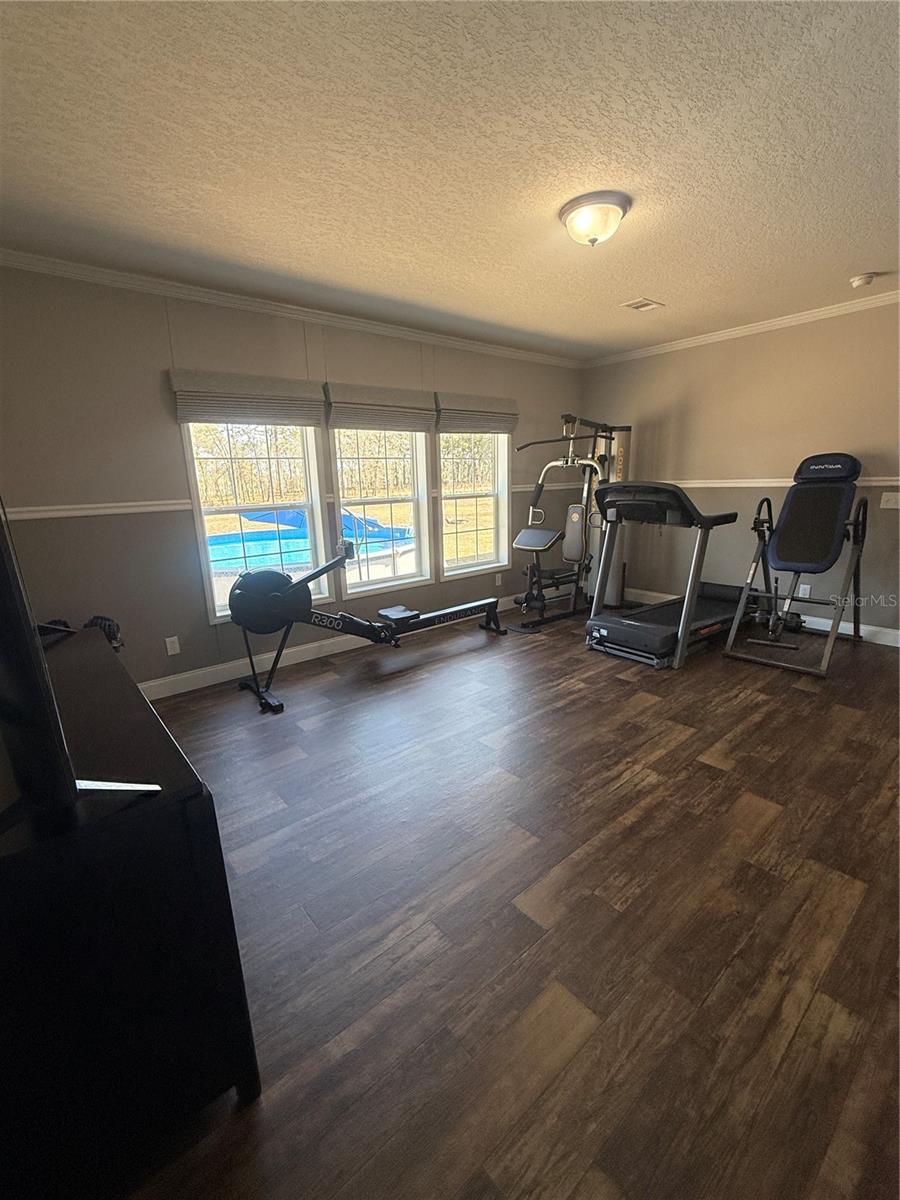 TRIPLE CROWN FARMS SUB UN II - Residential