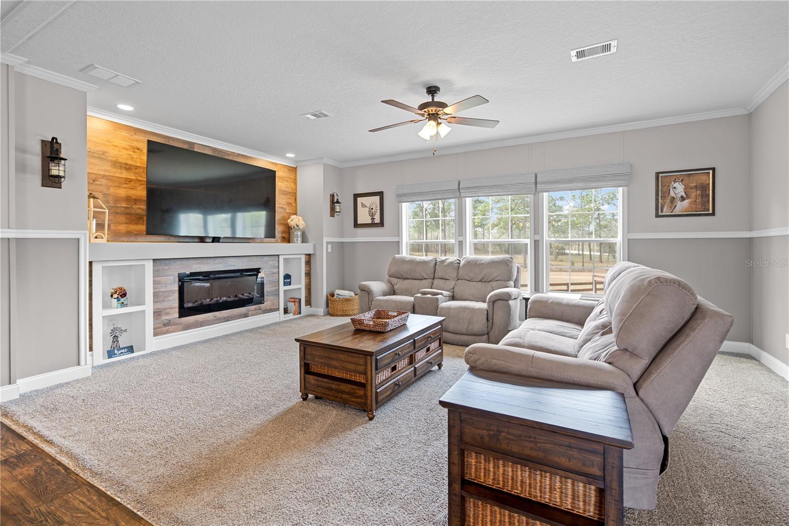 TRIPLE CROWN FARMS SUB UN II - Residential