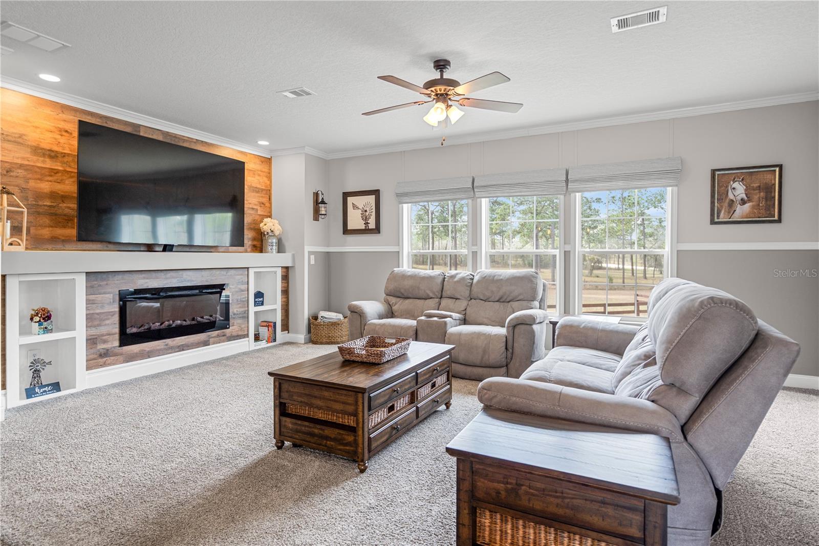 TRIPLE CROWN FARMS SUB UN II - Residential