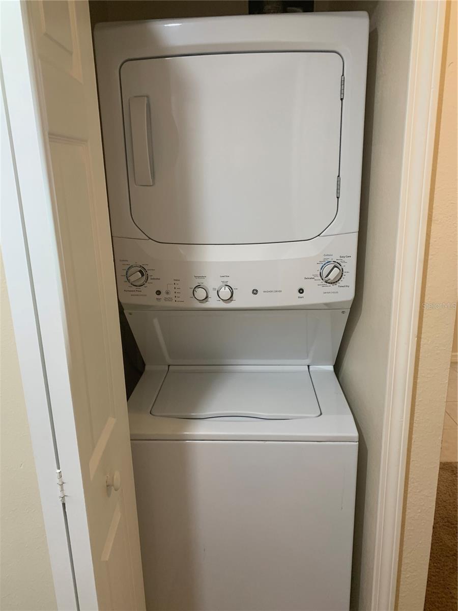 VILLAGES OF BLOOMINGDALE CONDO 03 - Residential Lease