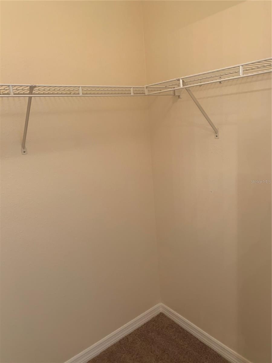 VILLAGES OF BLOOMINGDALE CONDO 03 - Residential Lease