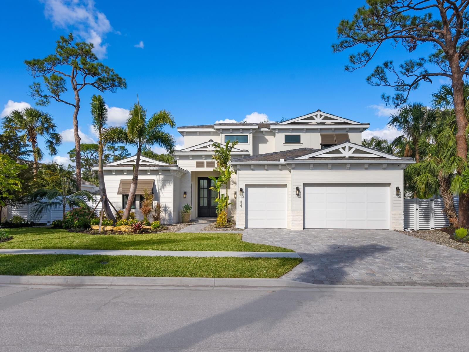 1519 HARBOR DRIVE