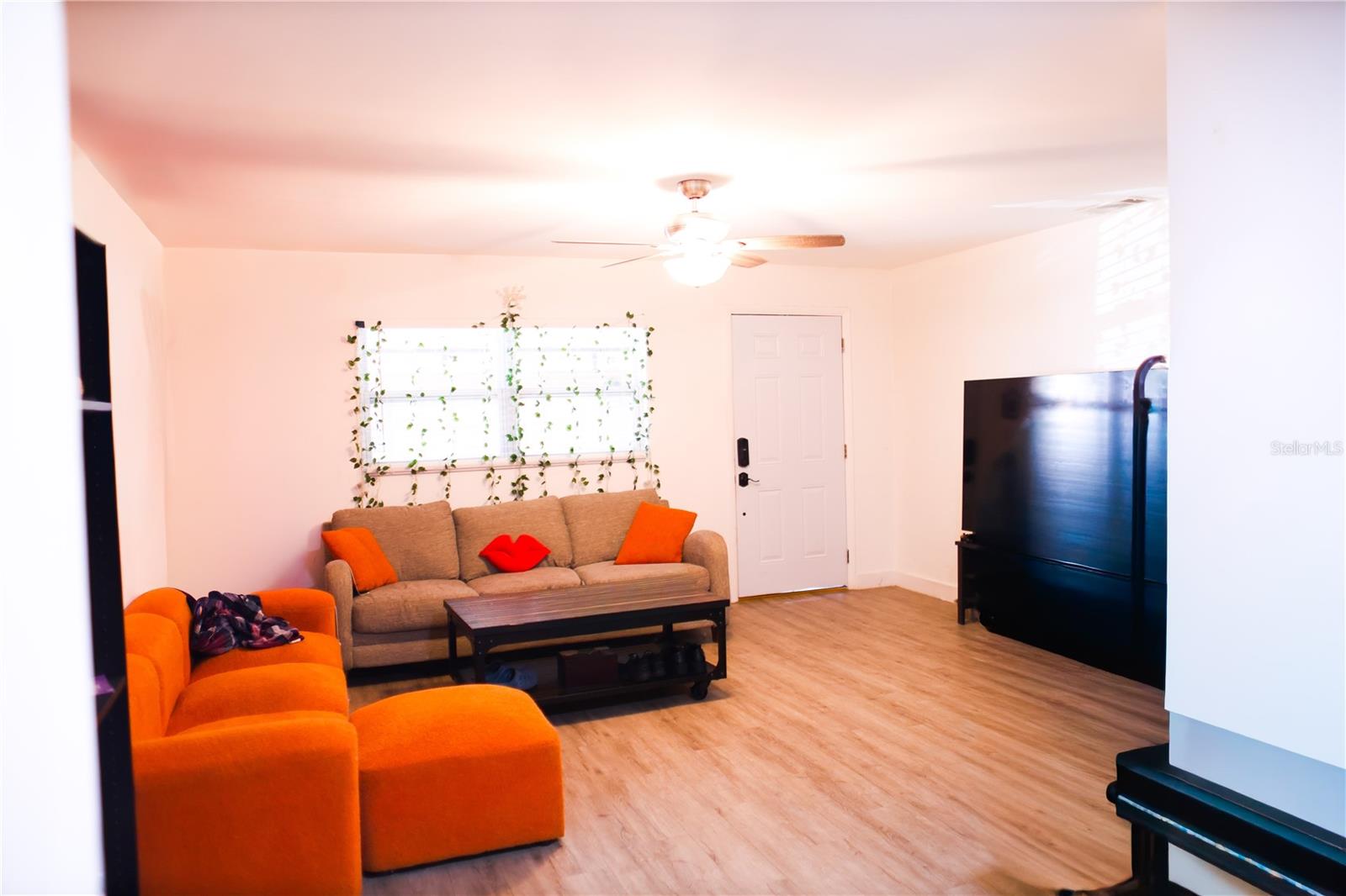 LAKE KATHRYN VILLAGE - Residential