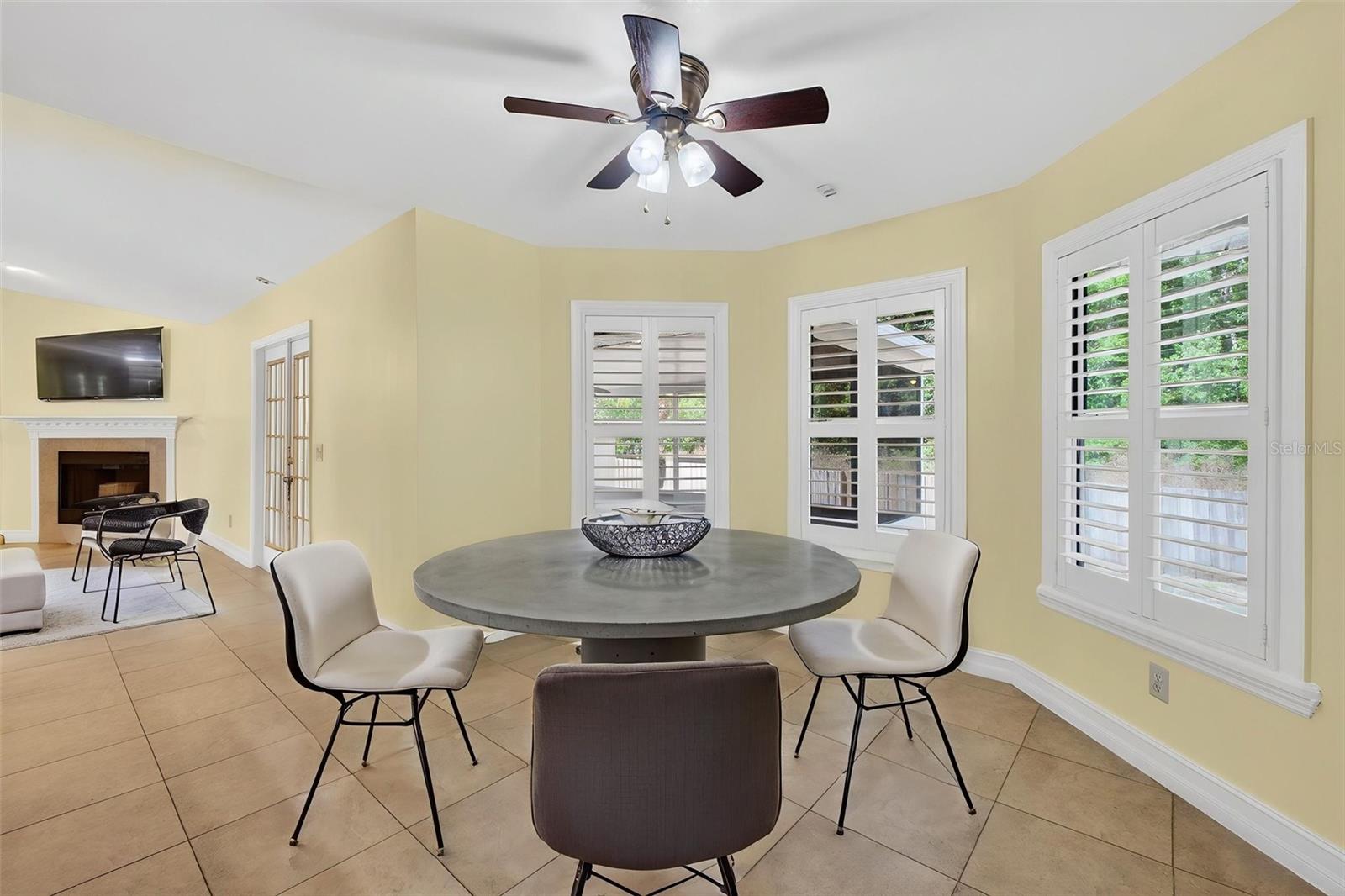 HOWELL COVE 4TH SEC - Residential