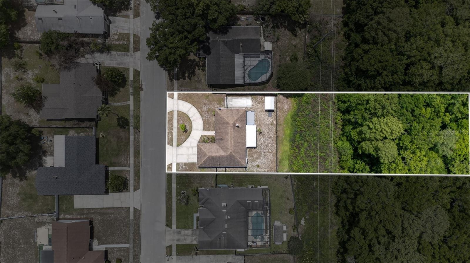 HOWELL COVE 4TH SEC - Residential