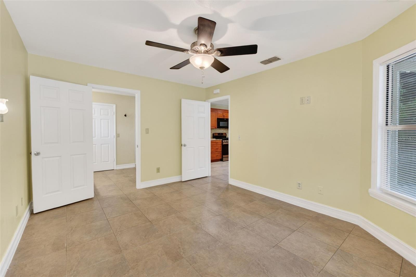 HOWELL COVE 4TH SEC - Residential