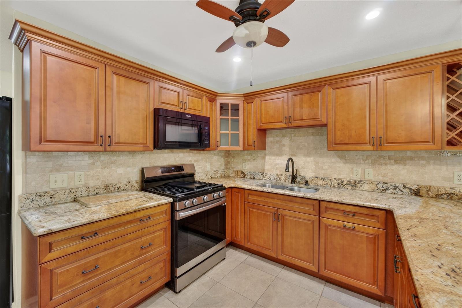 HOWELL COVE 4TH SEC - Residential