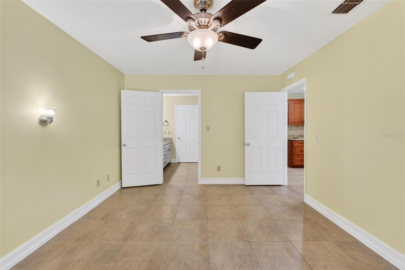 HOWELL COVE 4TH SEC - Residential