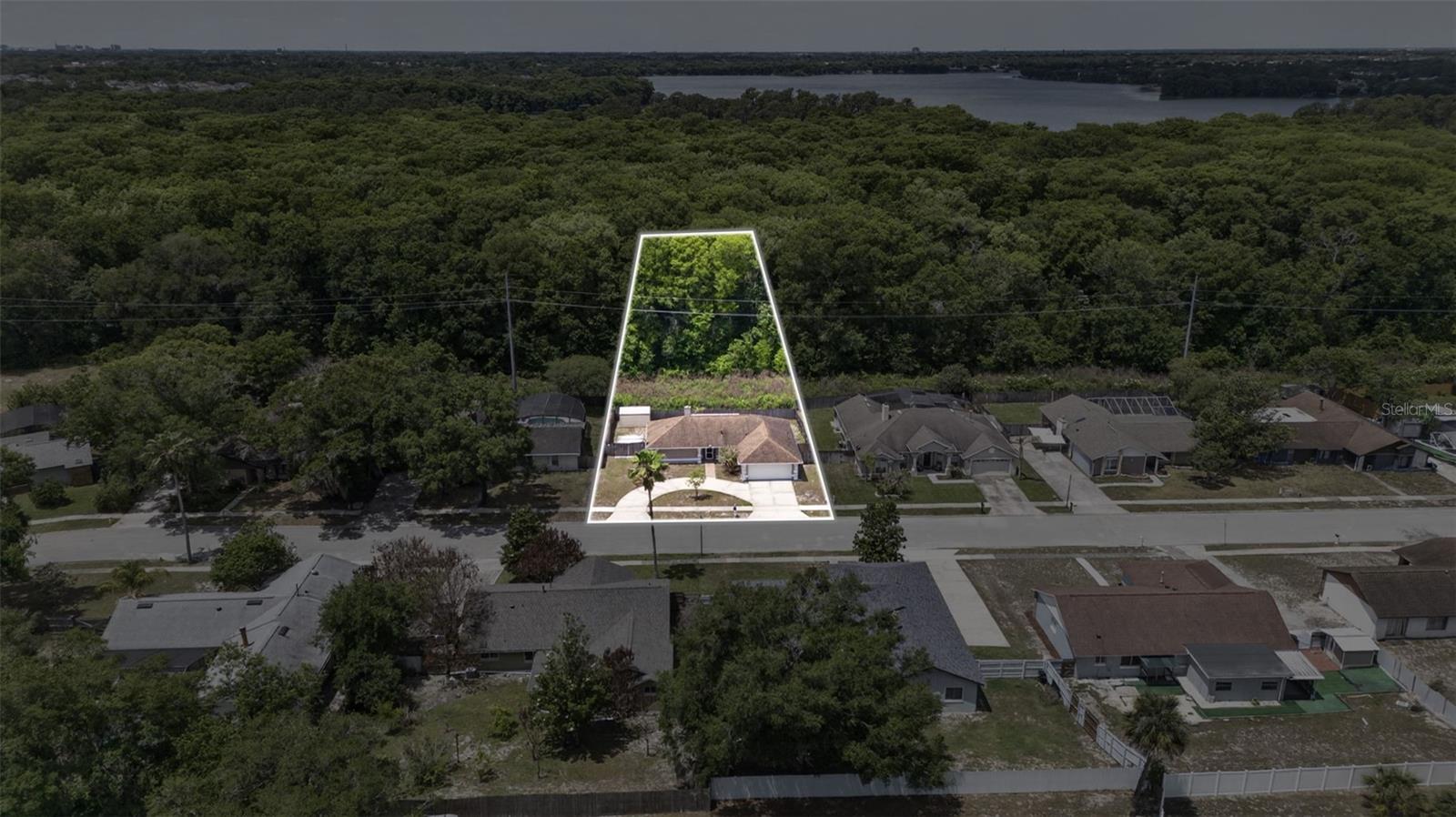 HOWELL COVE 4TH SEC - Residential