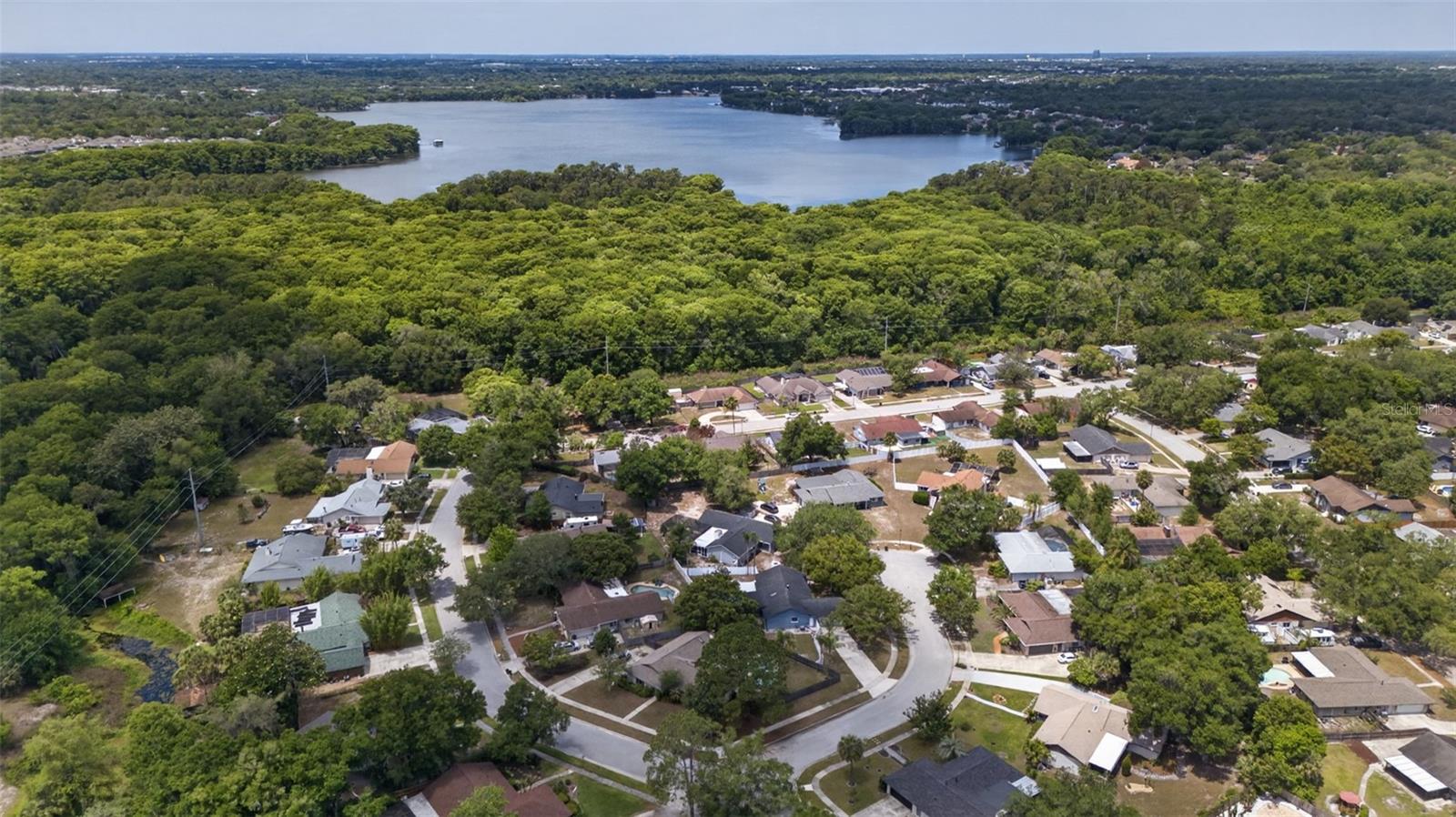HOWELL COVE 4TH SEC - Residential