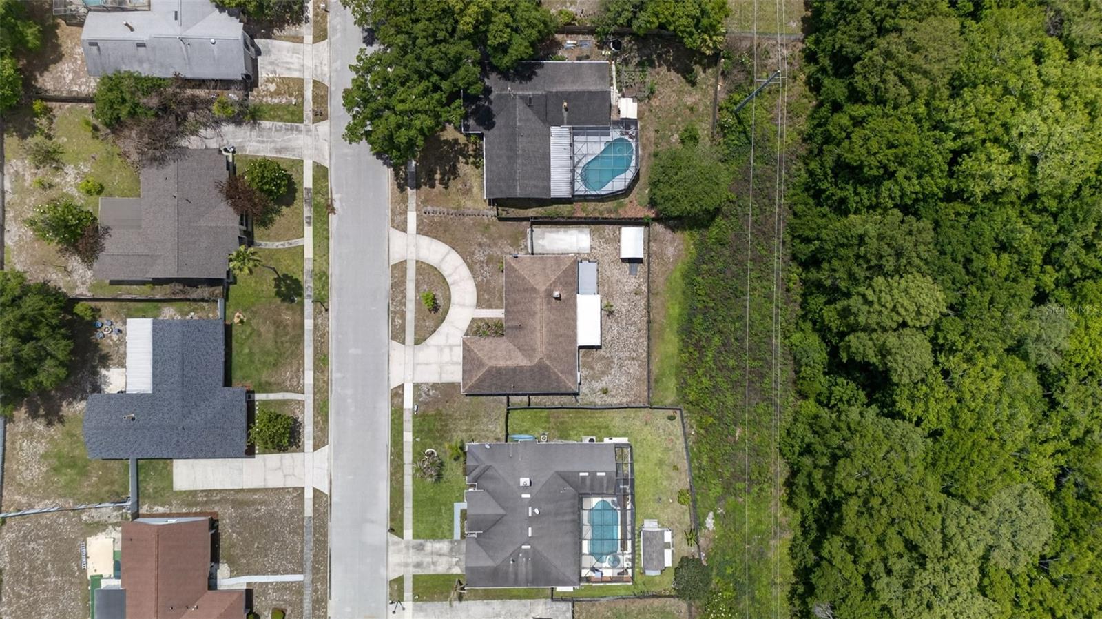 HOWELL COVE 4TH SEC - Residential