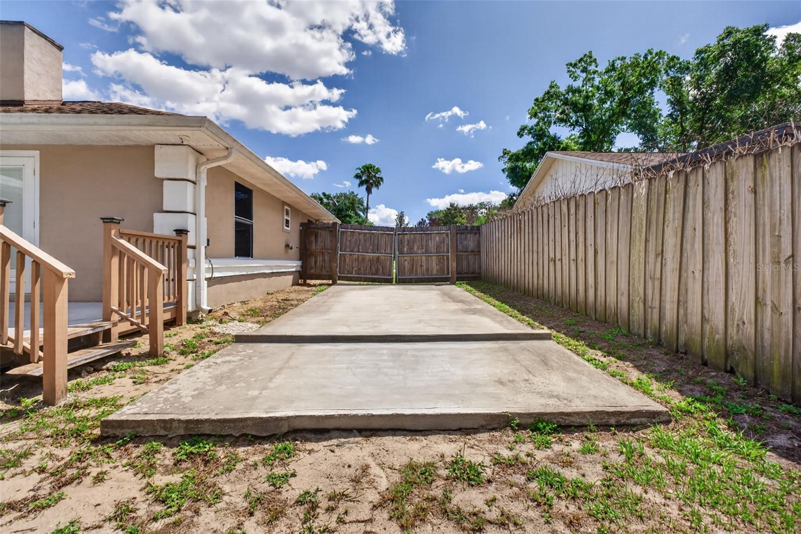 HOWELL COVE 4TH SEC - Residential