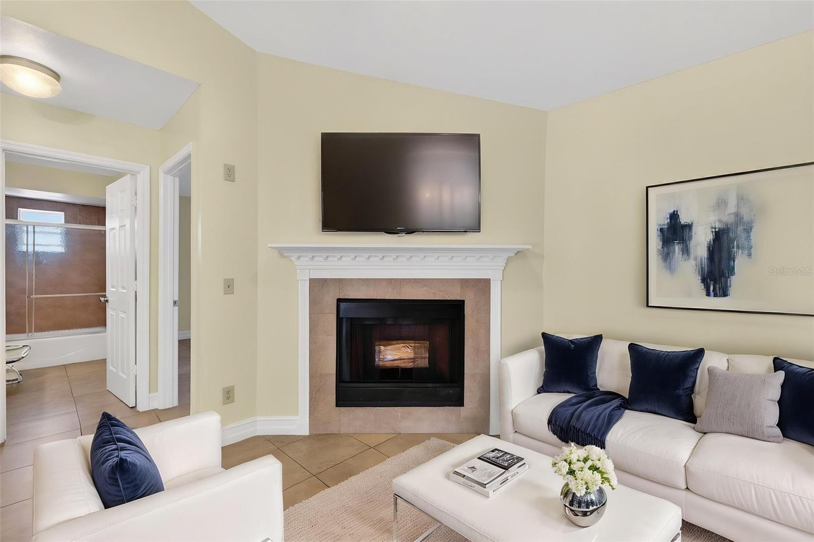 HOWELL COVE 4TH SEC - Residential