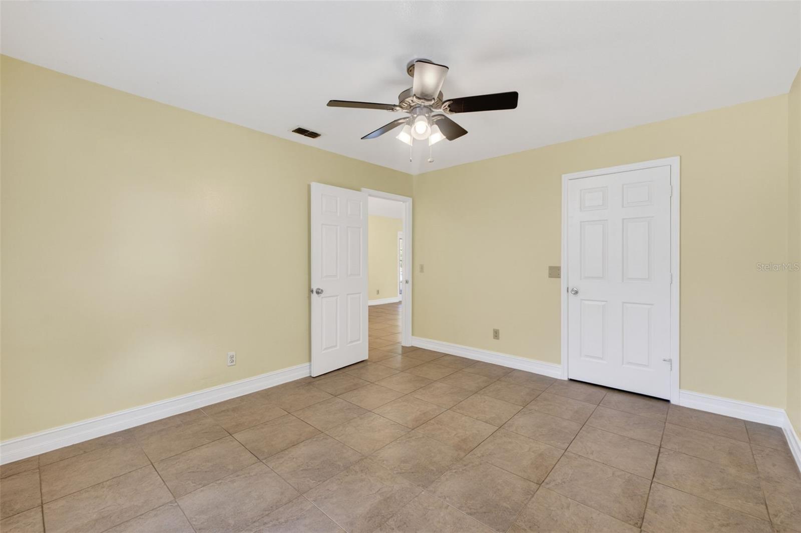 HOWELL COVE 4TH SEC - Residential