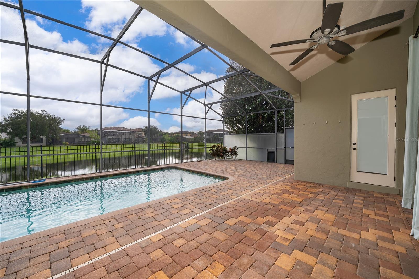 VENEZIA - Residential Lease