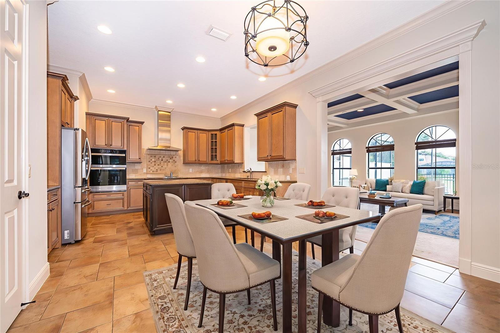 VENEZIA - Residential Lease